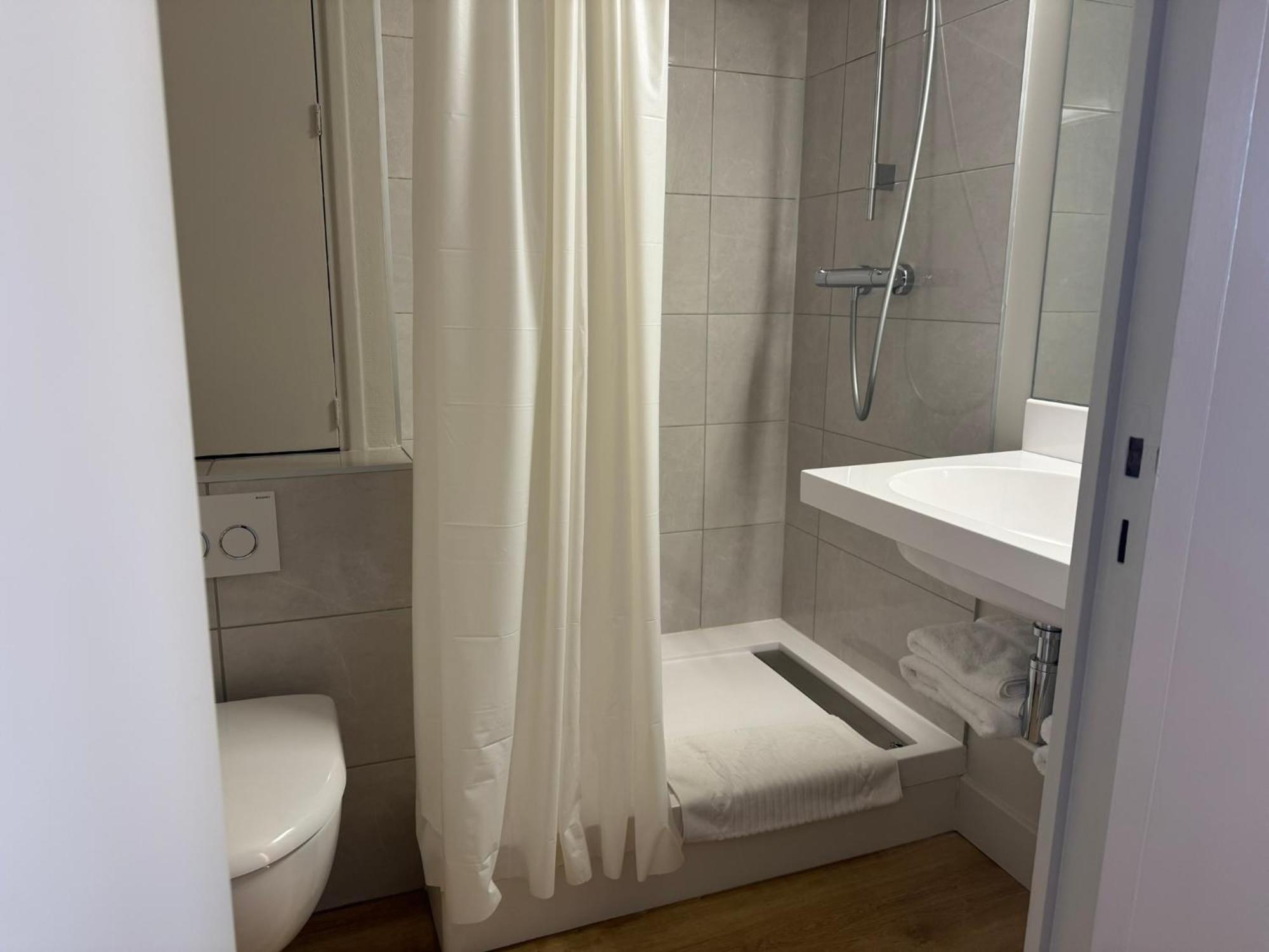 Karaez Hotel - Brithotel Carhaix Exteriér fotografie